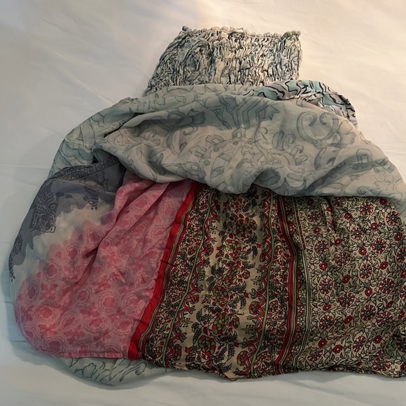 Beautiful - Picture 2 of 4